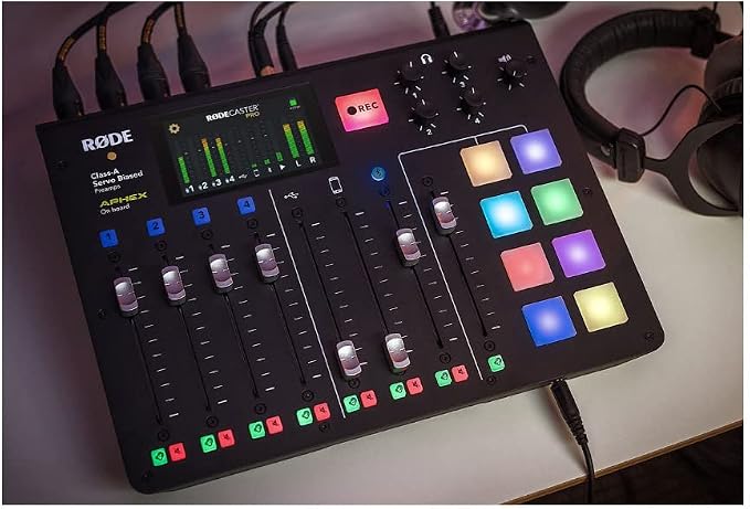 RØDE RØDECaster Pro All-in-One Production Solution
