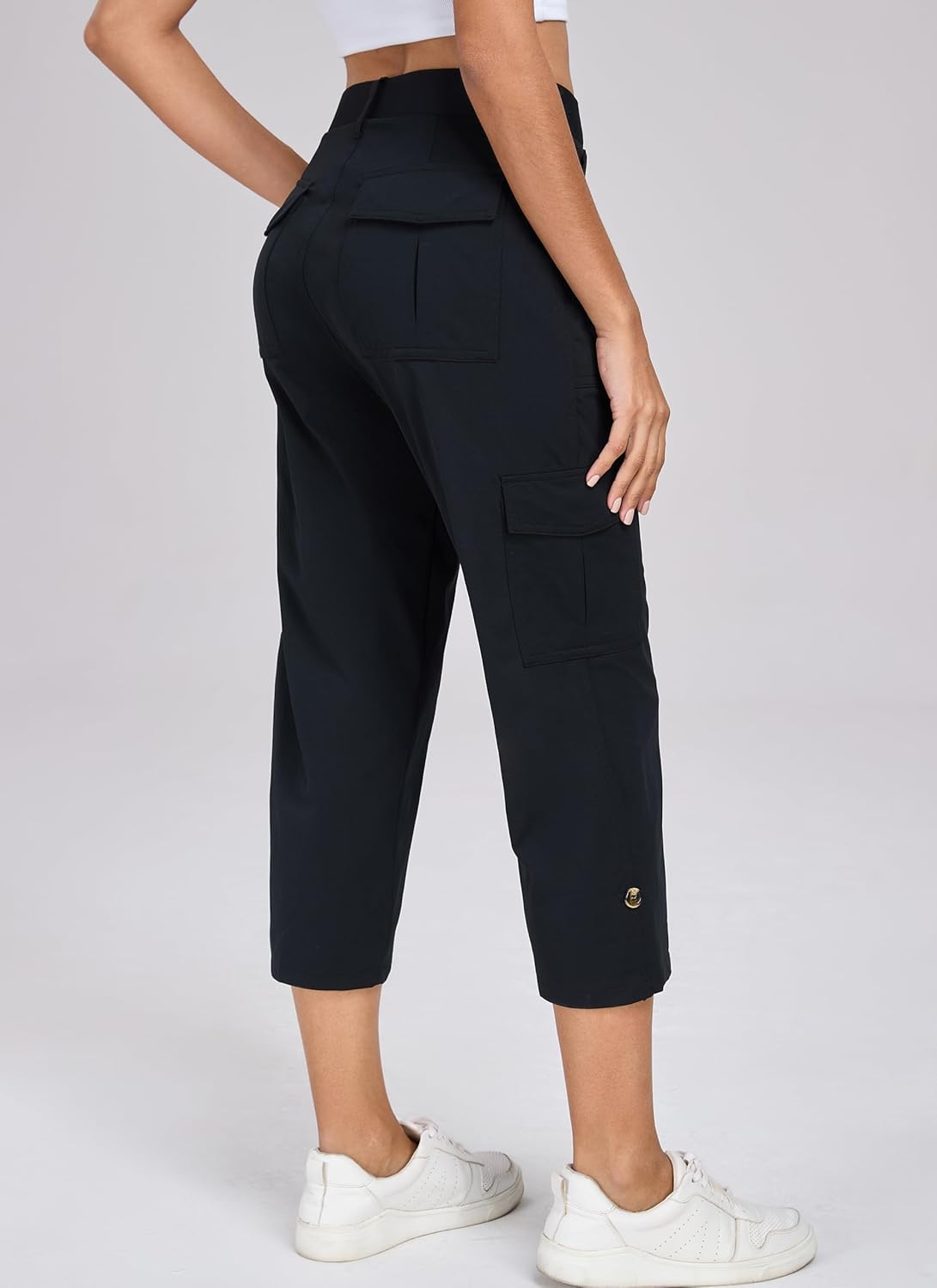 Oalka Women's Cargo Capri Pants - Relaxed Fit Knit Waist for Casual Hiking | Comfortable Cropped Style