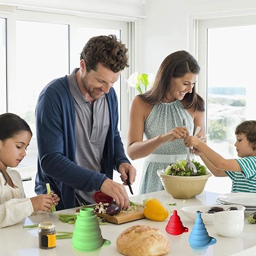 Kitchen Funnel Set of 3, Large Medium and Small, Kitchen Gadgets Accessories Food Grade Silicone Collapsible Funnels for Kitchen Use Filling Bottles Liquid Powder Transfer
