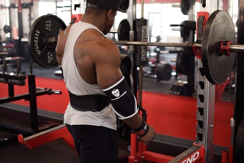 Gymreapers Elbow Sleeves - 5mm Neoprene Compression Support for Weightlifting & Pain Relief