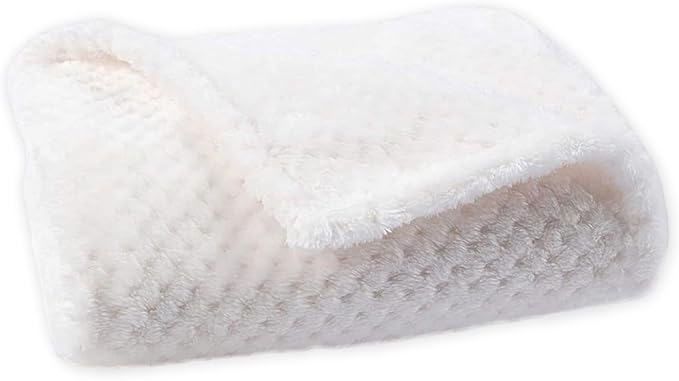 Pet Blanket Warm Soft Dog Blankets Washable Cat Throw Blankets Sofa Bed Couch Furniture Protector Cover for Small Medium Large Dogs Cats, White, 39" x 47"
