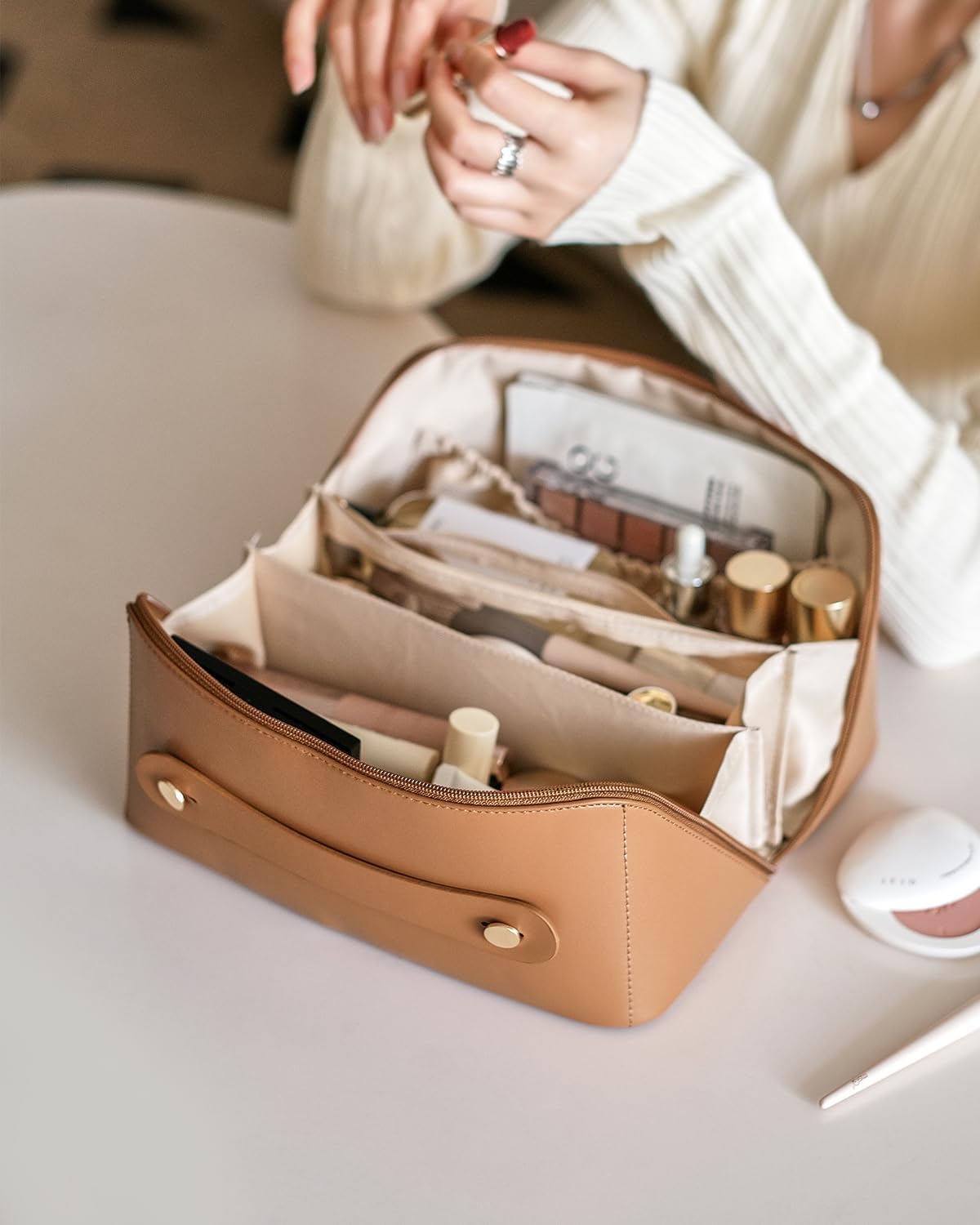 EACHY Travel Makeup Bag for Women, PU Leather Cosmetic Bag, Brown, Large