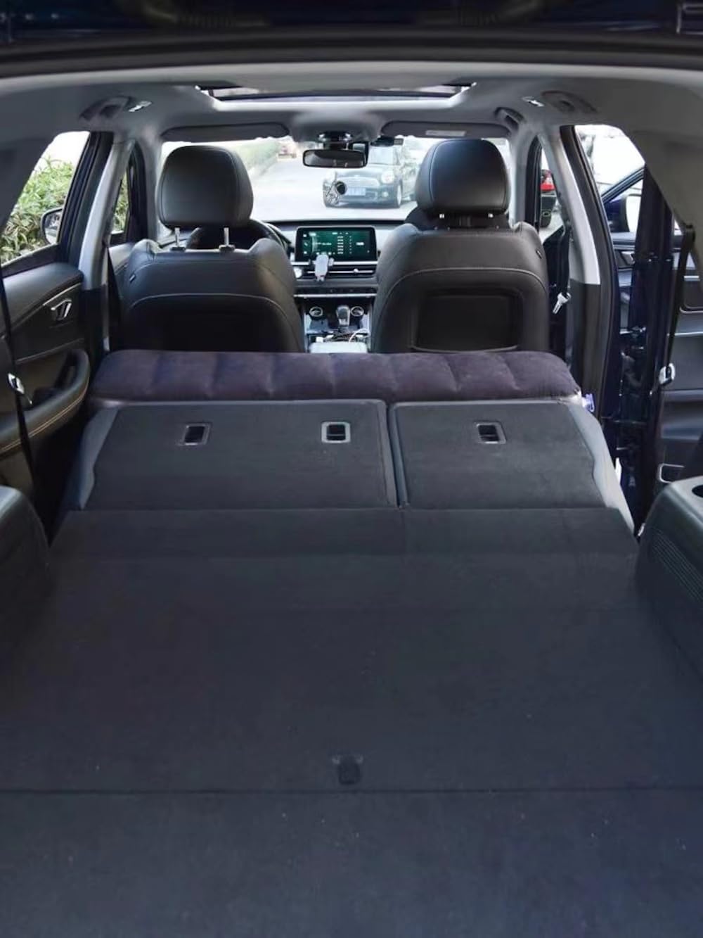 Inflatable Car Air Mattress Back Seat Bed, Heightened Back Seat Gap Filler Pad Extender for SUV Camping Sleeping Travel Rest