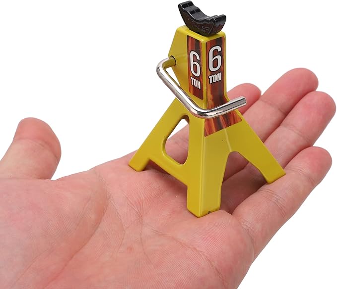 Simulation Jack Stand 75mm~102mm Adjustable Height RC Jack Stand Climbing Car Simulation Decorative Accessory Mini Lifting Jack for SCX10 D90 1/10 RC Car(Yellow)