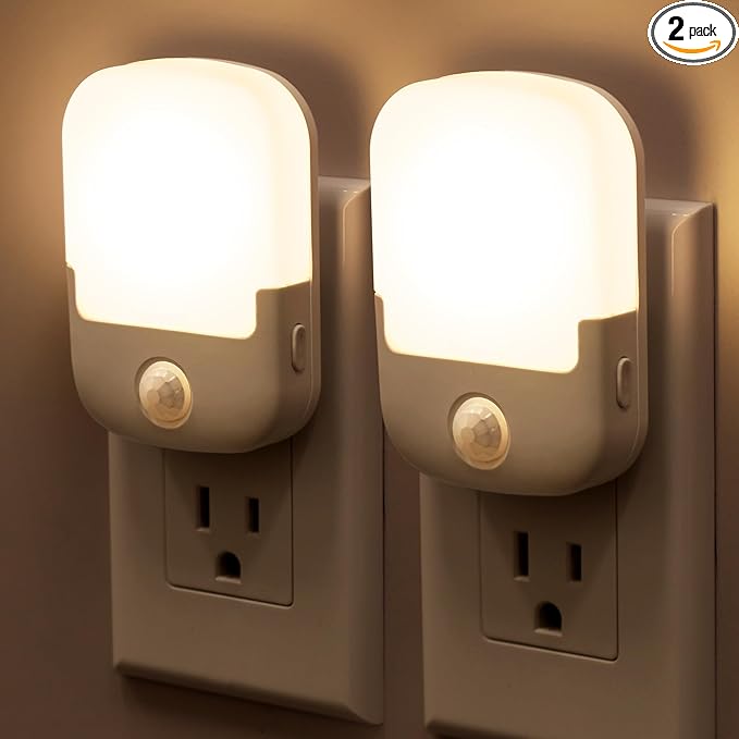 Briignite Motion Sensor Night Light, Plug in, Dusk to Dawn, Adjustable Brightness Led Night Lights Soft White, 1W, Bedroom, Kids Room, Bathroom, Stair