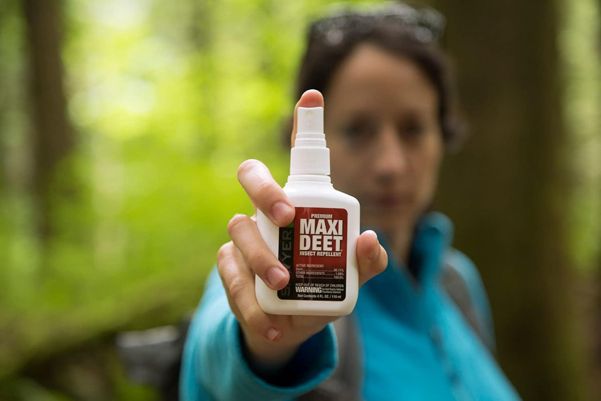 Sawyer Products Premium Maxi DEET Insect Repellent - Long-Lasting Protection Against Bugs
