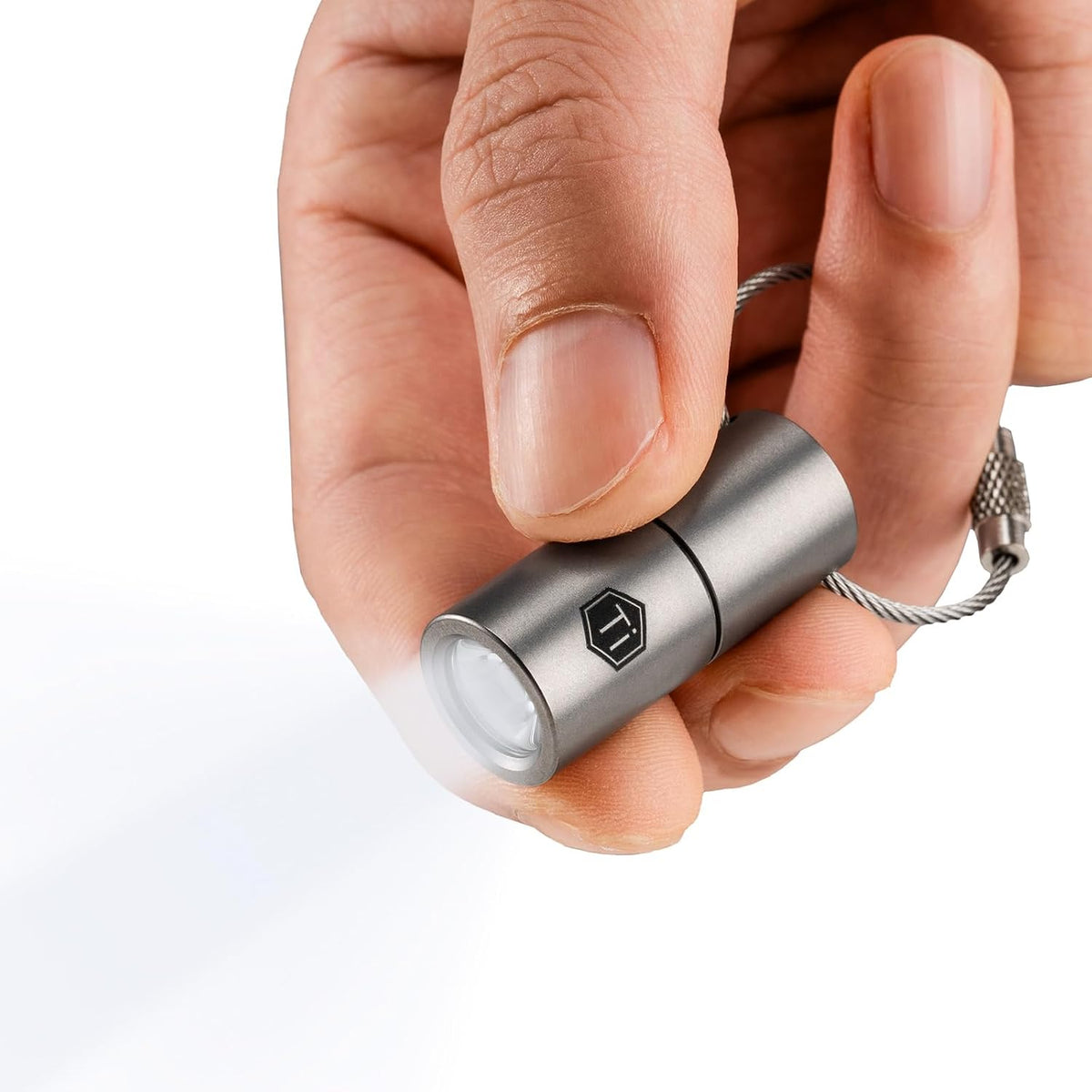 KeyUnity KF03 Titanium Nano Flashlight, LR44 Button Cell 100 Lumens 5W LED Keychian Flashlight for Everyday Carry (KF03 Sandblasted)