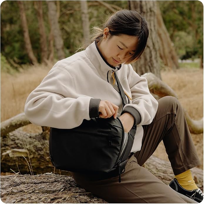 Peak Design Everyday Sling 6L, Padded Adjustable Shoulder Strap
