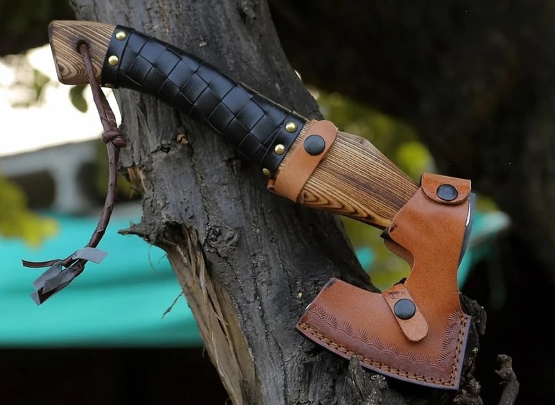 Viking Axe Ashwood Handle Handmade Carbon Steel Blade, Outdoor Camping Hunting, Norse Hatchets Axes, with Black Leather Wrapped Handle & Leather Sheath Wood Splitting Axes