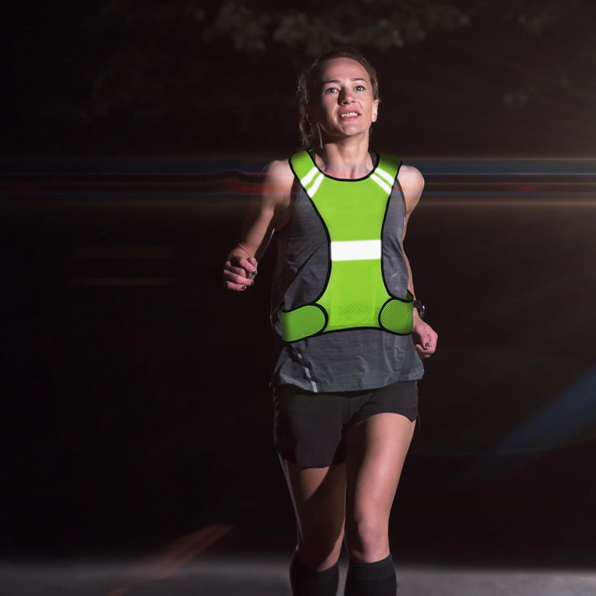 Skiennix High Visibility Reflective Running Vest - Enhanced Safety for Night Running & Biking