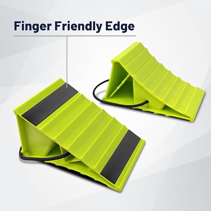 HOXWELL 2 Pair Wheel Chocks for Travel Trailers, Non Slip Heavy Duty Green Wheel Chock with Rope, Lightweight Wheel Stoppers for Cars Campers Trucks RVs, Easy to Carry & Suitable for Most Tyre Sizes