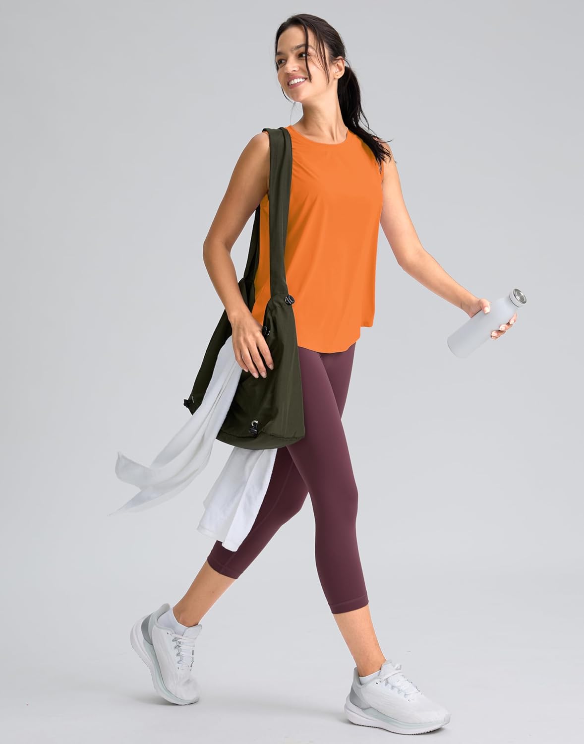 SANTINY Women's Sleeveless Workout Tops - Breathable Lightweight Yoga & Tennis Tank Shirts