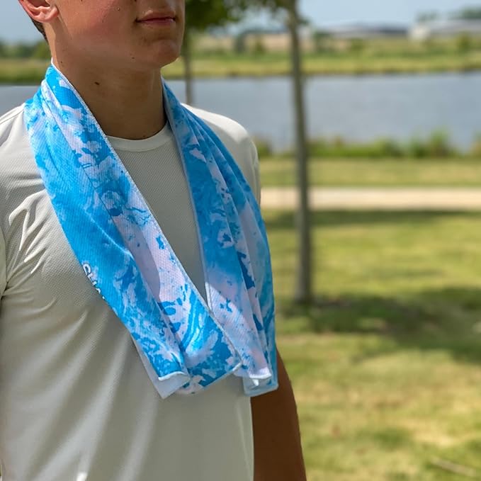 SHAKEitCOOL Extended Size Cooling Towel – Be Cool in Style - Heat Relief, Soft, Lightweight, Sun Protection, Easy Clean - Perfect for Biking, Hiking, Running, Yoga, Golf, Gardening - Blue Camo M