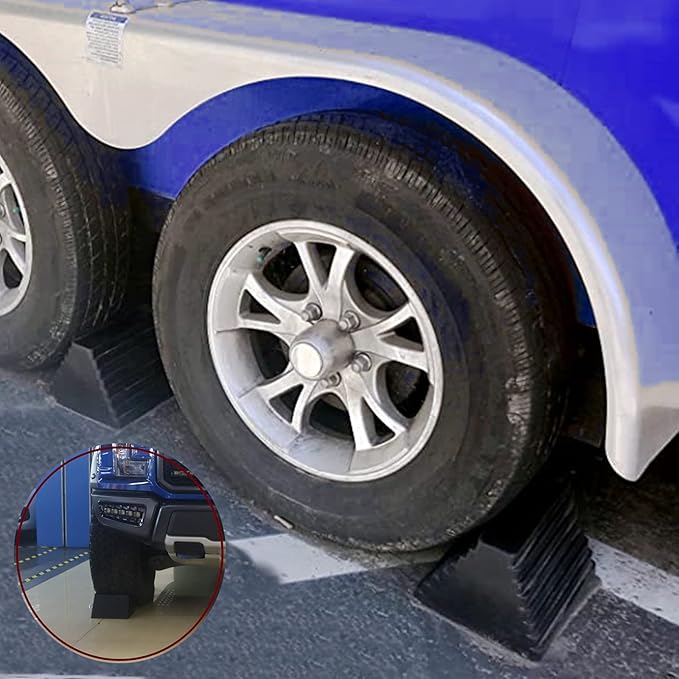 Wheel Chocks Rubber Heavy Duty Wheel Chocks for Travel Trailers with Eyebolt 9.06" x 7.87" x 5.51" 2 Pack（Highlight Black）