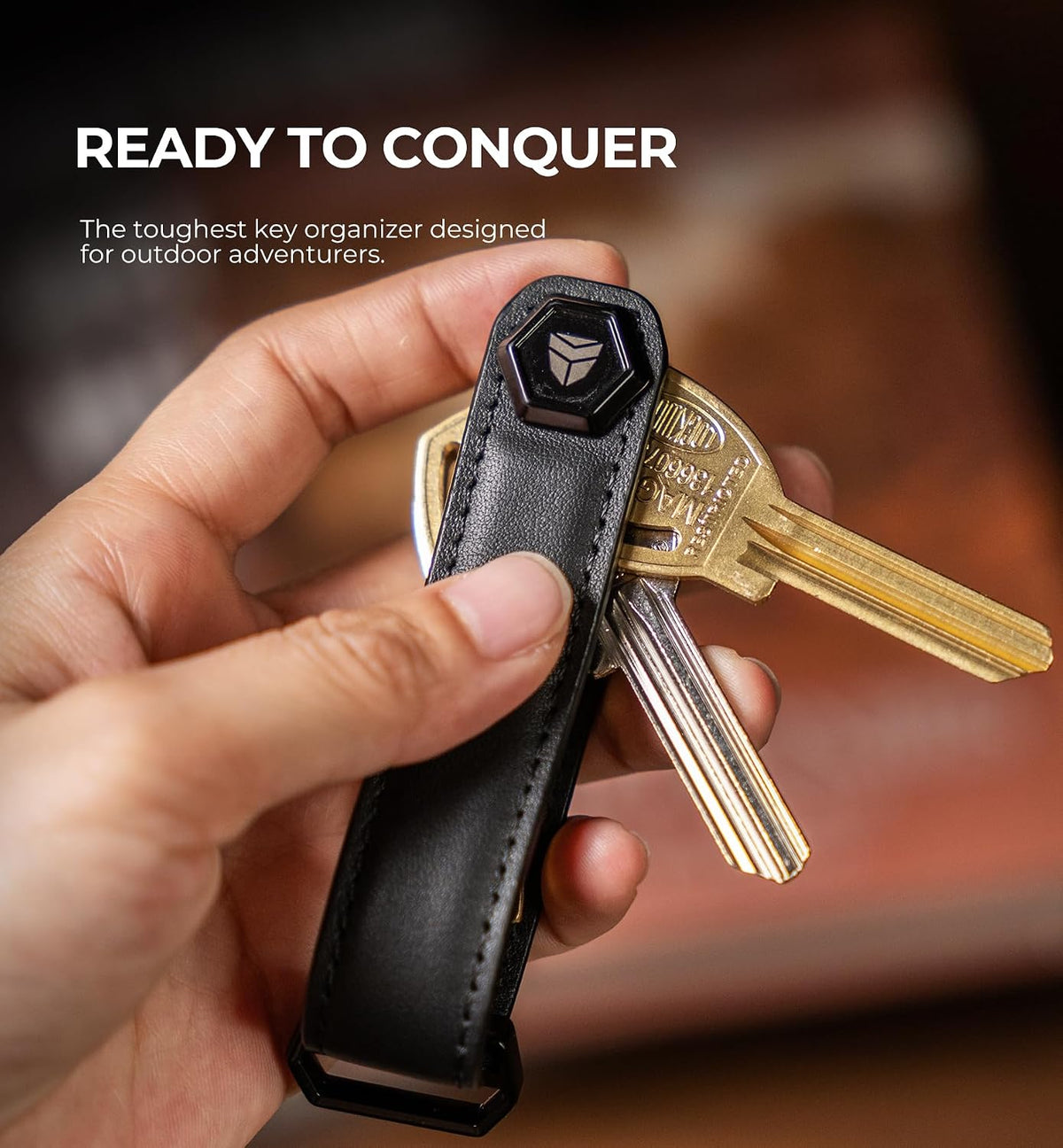 Dexnor Key Organizer, Adventure-proof Leather Key Holder Snag-free Keychain Keyring up to 6 Keys
