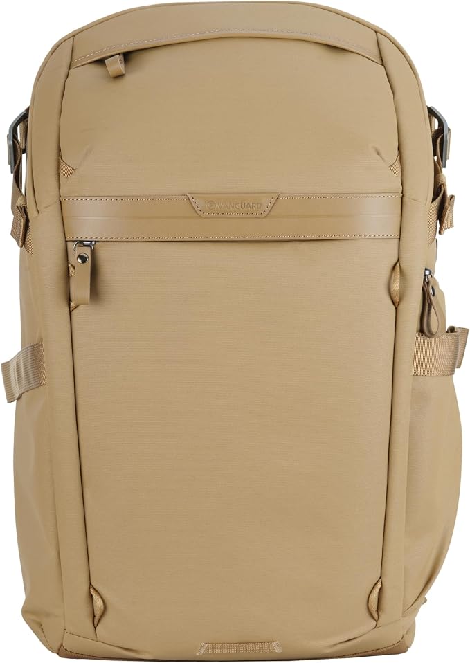 VANGUARD VEO Metro B25L Camera & Everyday Backpack – Fits 70–200mm Attached