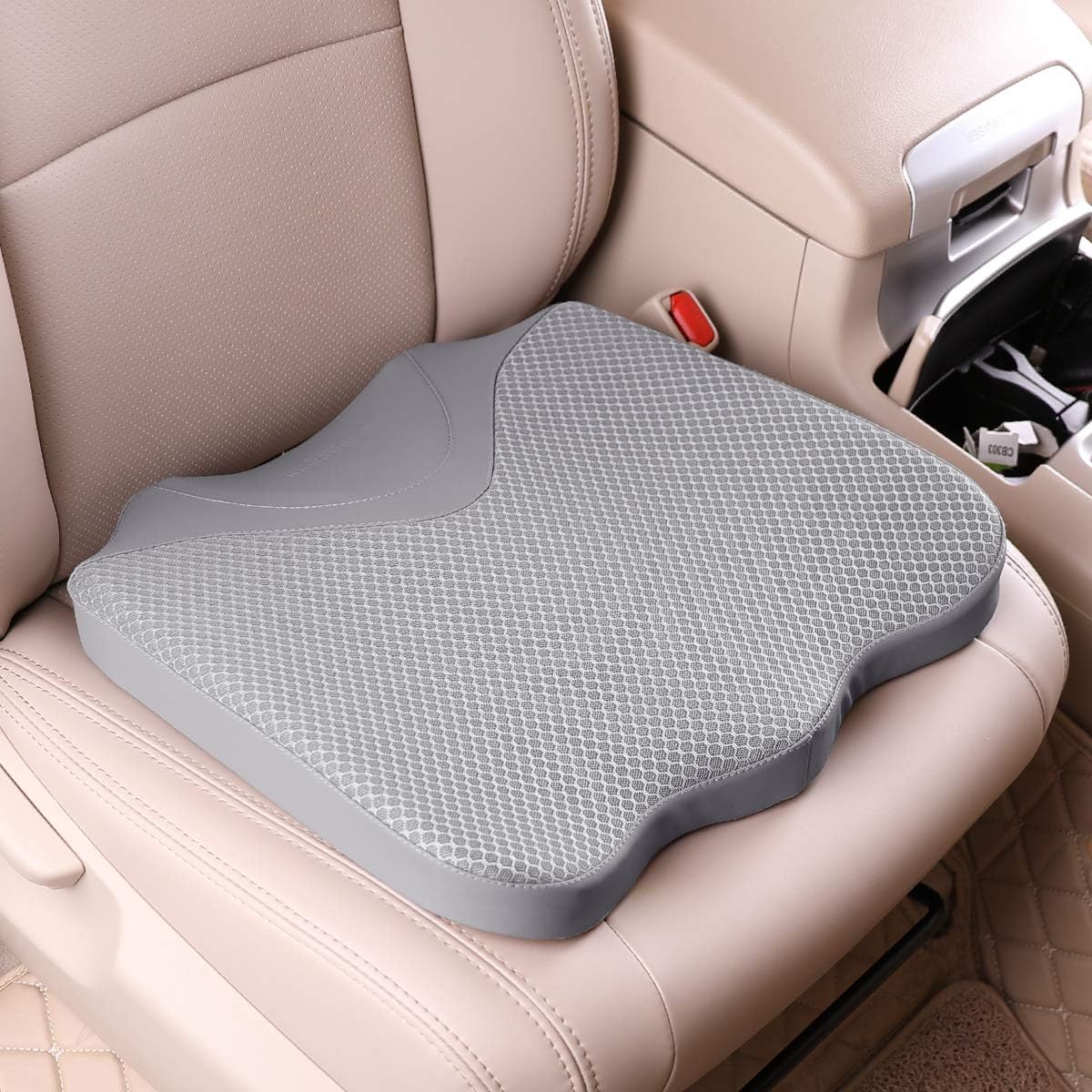 Car Seat Cushion, Comfortable Memory Foam Cushion for Driving, Auto Heightening Wedge Cushion for Sciatica Tailbone Pain Relief (Black)
