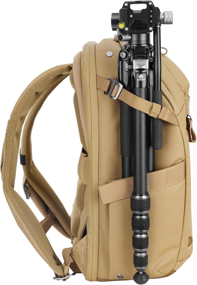 VANGUARD VEO Metro B20L Camera & Everyday Backpack – Fits 70–200mm Attached