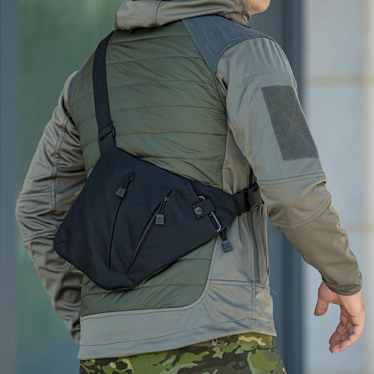 Skiennix Tactical Crossbody Sling Bag - Anti-Theft CCW EDC Carry Solution | Versatile Design