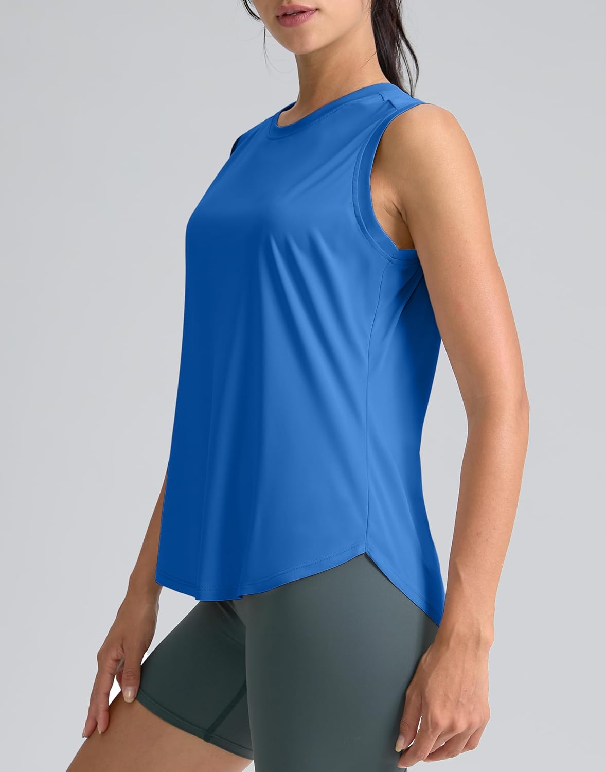 SANTINY Women's Sleeveless Workout Tops - Breathable Lightweight Athletic Tank for Yoga & Tennis
