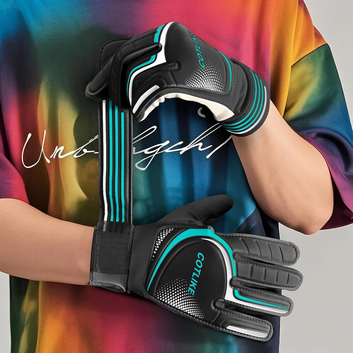 Skiennix Soccer Goalie Gloves - Youth Goalkeeper Gloves for Kids 8-12 | Strong Grip, 100% Latex, Breathable Design