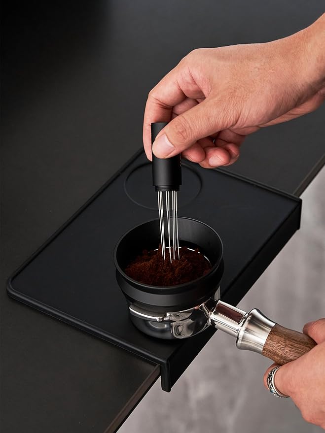 51mm Espresso Dosing Funnel and Puck Screen Set,Magnetic Dosing Funnel with 8 Magnets,Compatible with 51mm Delonghi Portafilter.Reusable 1.7mm 150μm Stainless Steel Puck Screen.(Black)