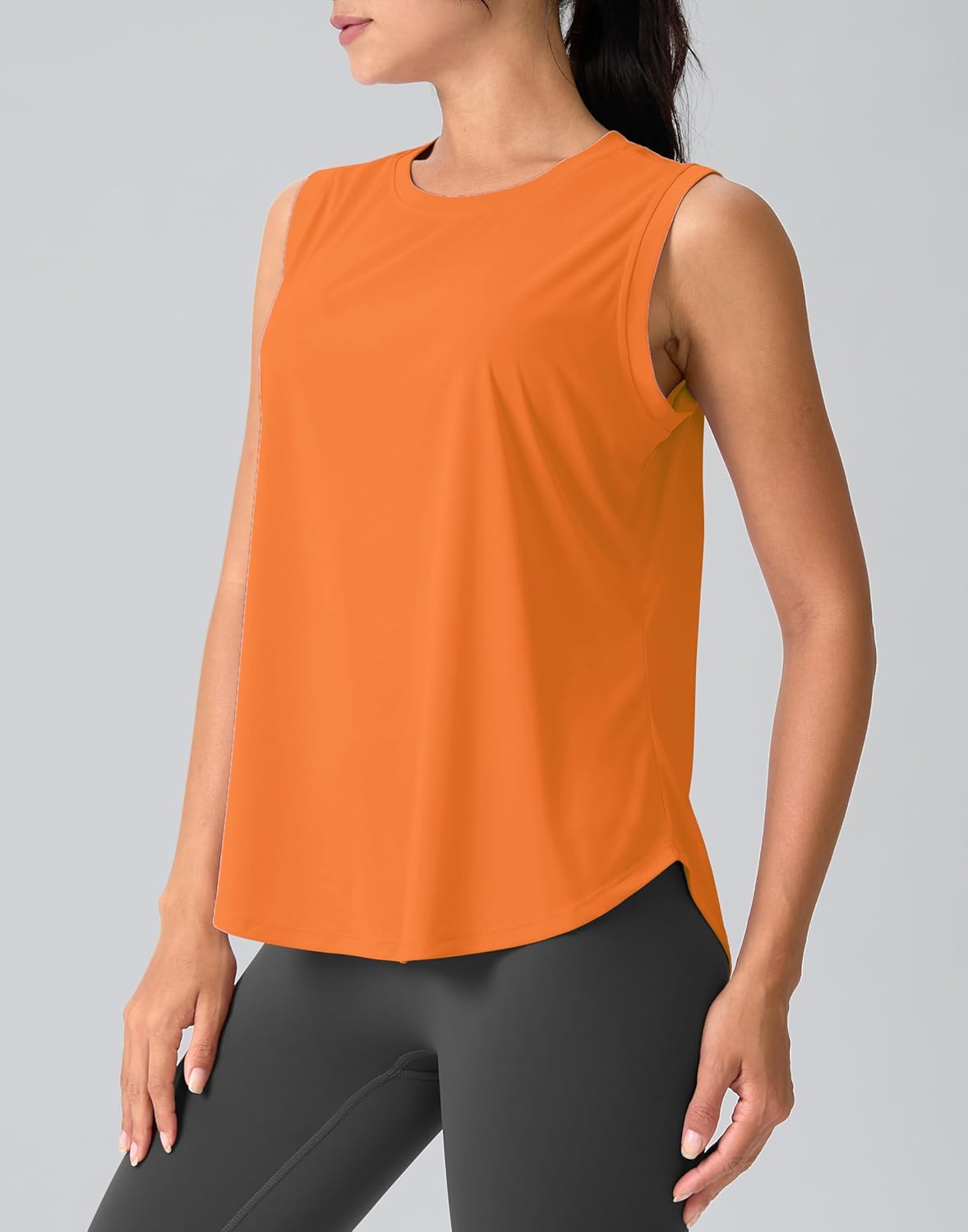 SANTINY Women's Sleeveless Workout Tops - Breathable Lightweight Yoga & Tennis Tank Shirts