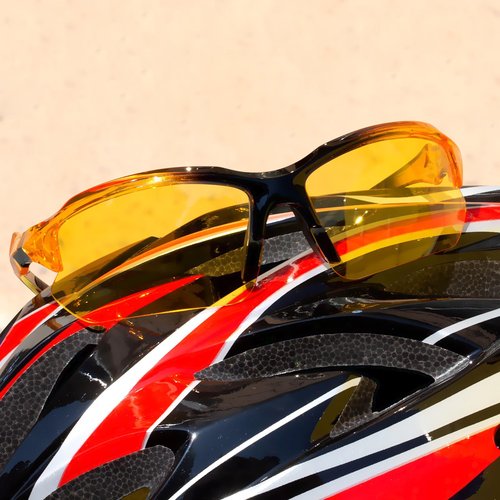 DioKiw 3PACK Polarized Night Vision Glasses for Men Driving Cycling Sport Night Anti Glare Yellow Lens Glasses Lightweight Frame