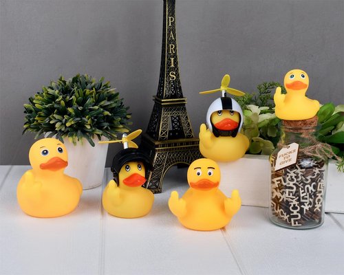 DS. DISTINCTIVE STYLE Middle Finger Rubber Duck Yellow Rubber Duck with Propeller Helmet 2.75 Inch Funny Car Ornaments Duck for Car Dashboard Decoration, Bike Bell，Computer Monitor Decor (Black)