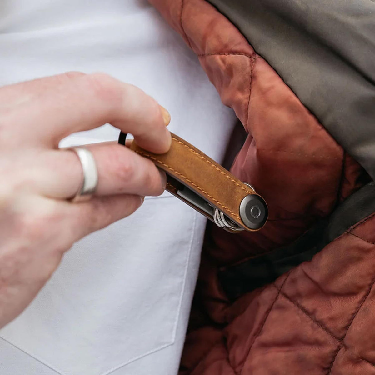 orbitkey Crazy Horse Leather Key Organizer | Quiet Profile | Holds up to 7 Keys