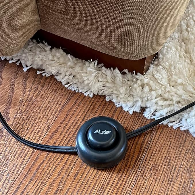 Maxxima 9 ft 3 Outlet Extension Cord - Featuring an Easy to Use On/Off Foot Switch, Ideal to Plug in Lamps, Appliances, Lighting Accessories, or for Senior Living Use, 125VAC - Black - Pack of 2