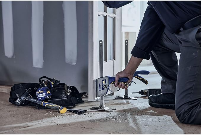IRWIN Quick-Lift Construction Jack, Hand Lifting Jack Tool, Multifunctional, Lift up to 10" and Capacity 330 lbs (IRHT83100)