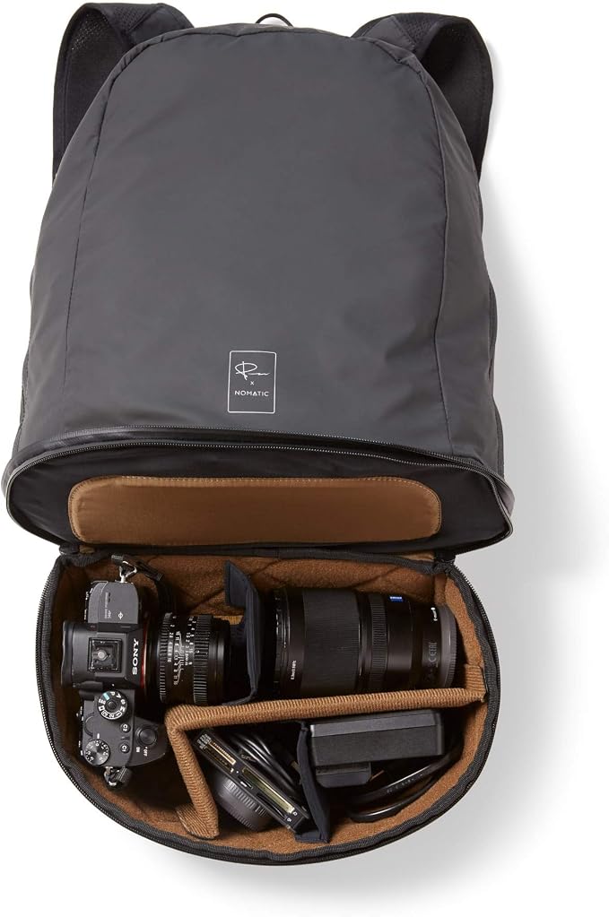 NOMATIC McKinnon Camera Cube
