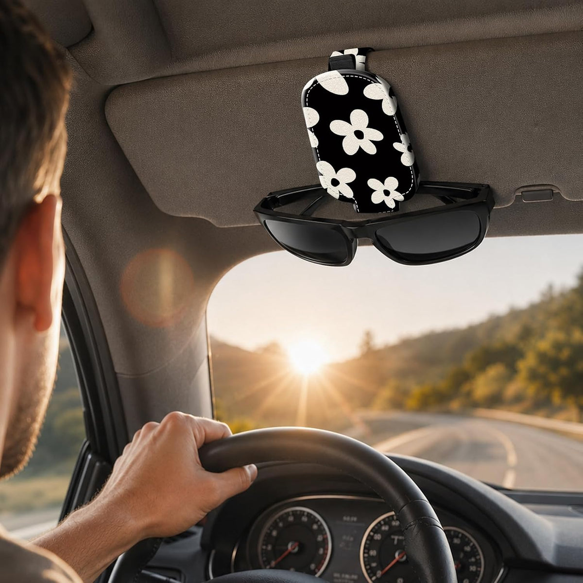 Sunglasses Holder for Car Visor, PU Leather Glasses Clip Organizer, Cute Magnetic Eyeglass Holder for Vehicle Sun Visor, Car Interior Accessory for Women & Men, Daisy Flower
