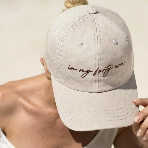 20th 30th 40th 50th Birthday Gifts for Women - Birthday Essential for Her, Women, Sister, Mom, Daughter, Best Friend-Beige-40s