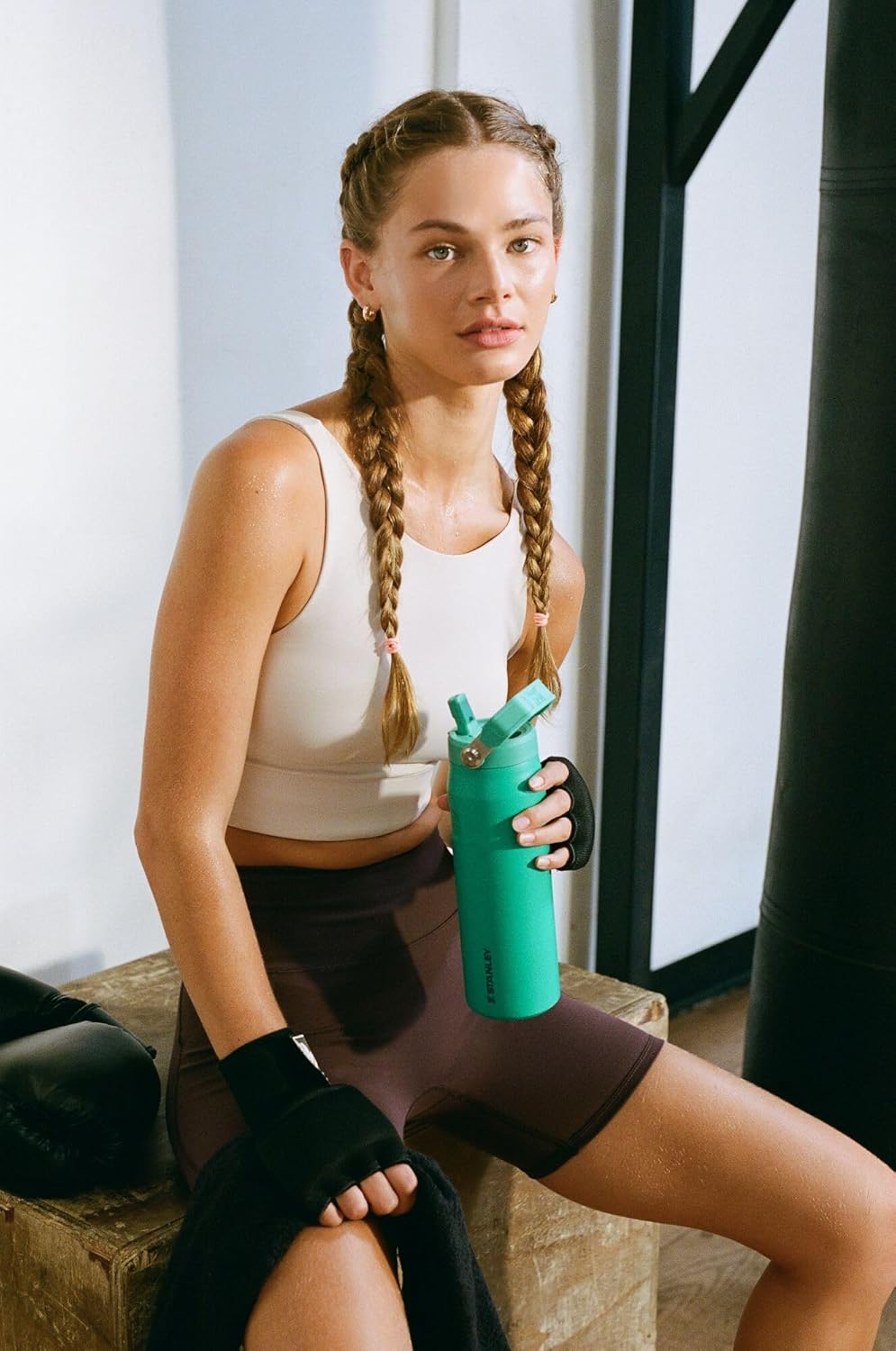 Stanley IceFlow 2.0 Water Bottle - 24 OZ Insulated Stainless Steel | Lightweight, Leak-Resistant & BPA-Free | Blue Sky