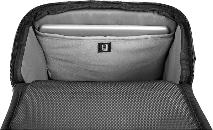 Vanguard VEO Adaptor 24M Camera Shoulder Bag