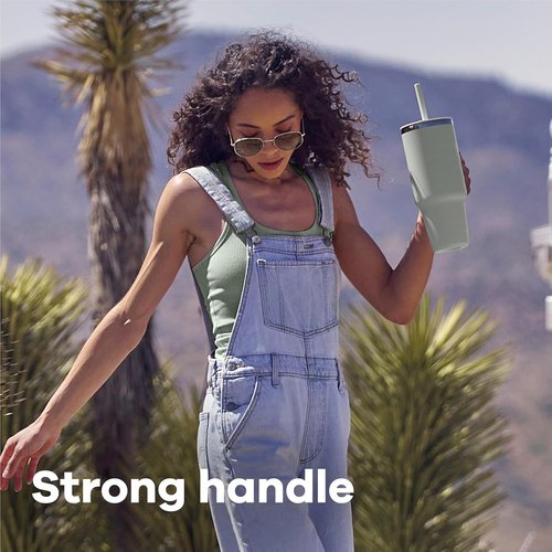 Hydro Flask Travel Tumbler - Insulated Stainless Steel with Handle & Straw | 32 Oz Coconut Cream