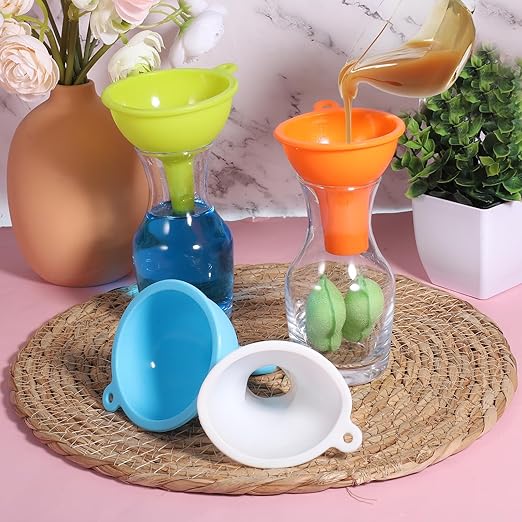 4 Pcs Silicone Funnel, 2 Size Wide Mouth Funnel 4 Colors Kitchen Funnels Set Small and Large for Home Restaurant Kitchen Bottles Jars Cans
