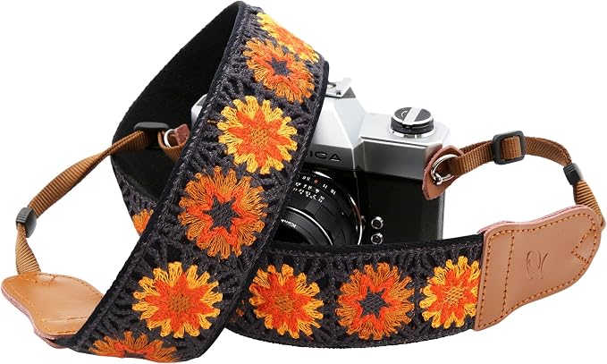 Padwa Lifestyle Hollow Crochet Orange Daisy Camera Strap
