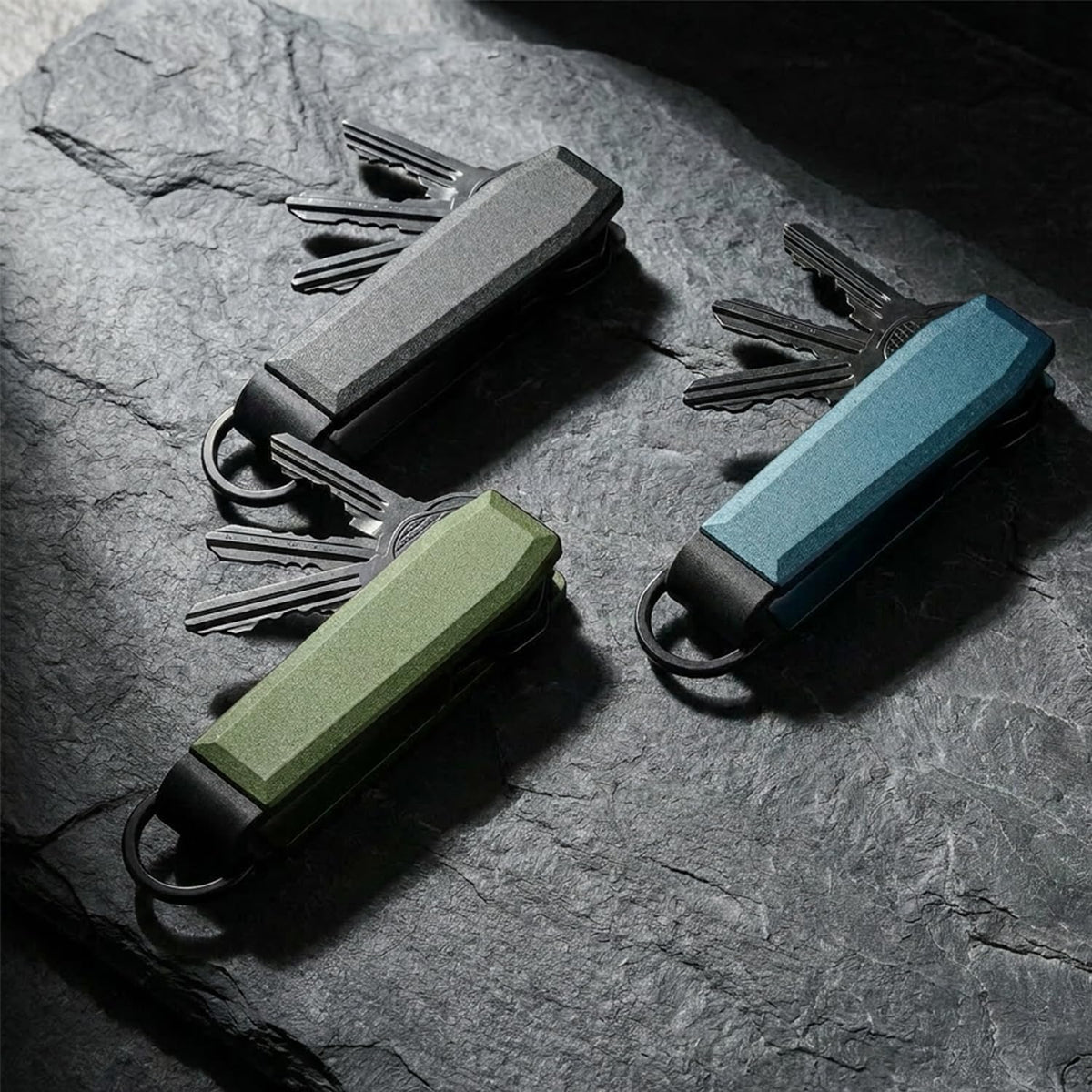 Compact Aluminum Key Organizer Holder with Pocket Clip.