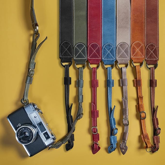 MegaGear SLR, DSLR Sierra Series Genuine Leather Camera Shoulder or Neck Strap