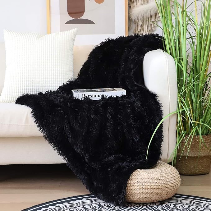Tuddrom Decorative Extra Soft Faux Fur Blanket Twin Size 70" x78", Reversible