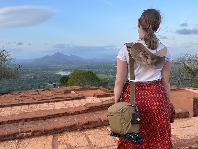 VANGUARD VEO Metro S7L Camera & Everyday Shoulder Bag – Fits Full-Frame Camera