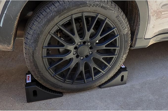 Extreme Max 5800.5852 Heavy-Duty Interlocking Wheel Chock for Tandem Axle Trailers and RVs - 9.2" x 8.2" x 4.7", Pair