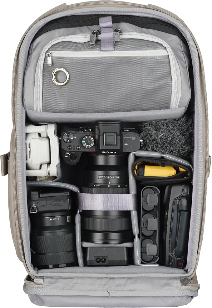 VANGUARD VEO Metro B20L Camera & Everyday Backpack – Fits 70–200mm Attached