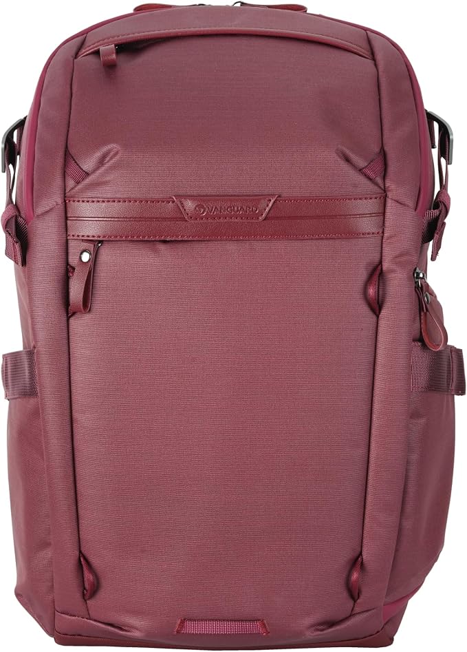 VANGUARD VEO Metro B20L Camera & Everyday Backpack – Fits 70–200mm Attached