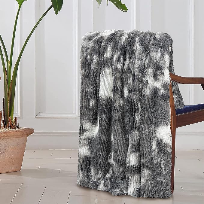 Tuddrom Decorative Extra Soft Fuzzy Faux Fur Throw Blanket 50" x 60", Solid