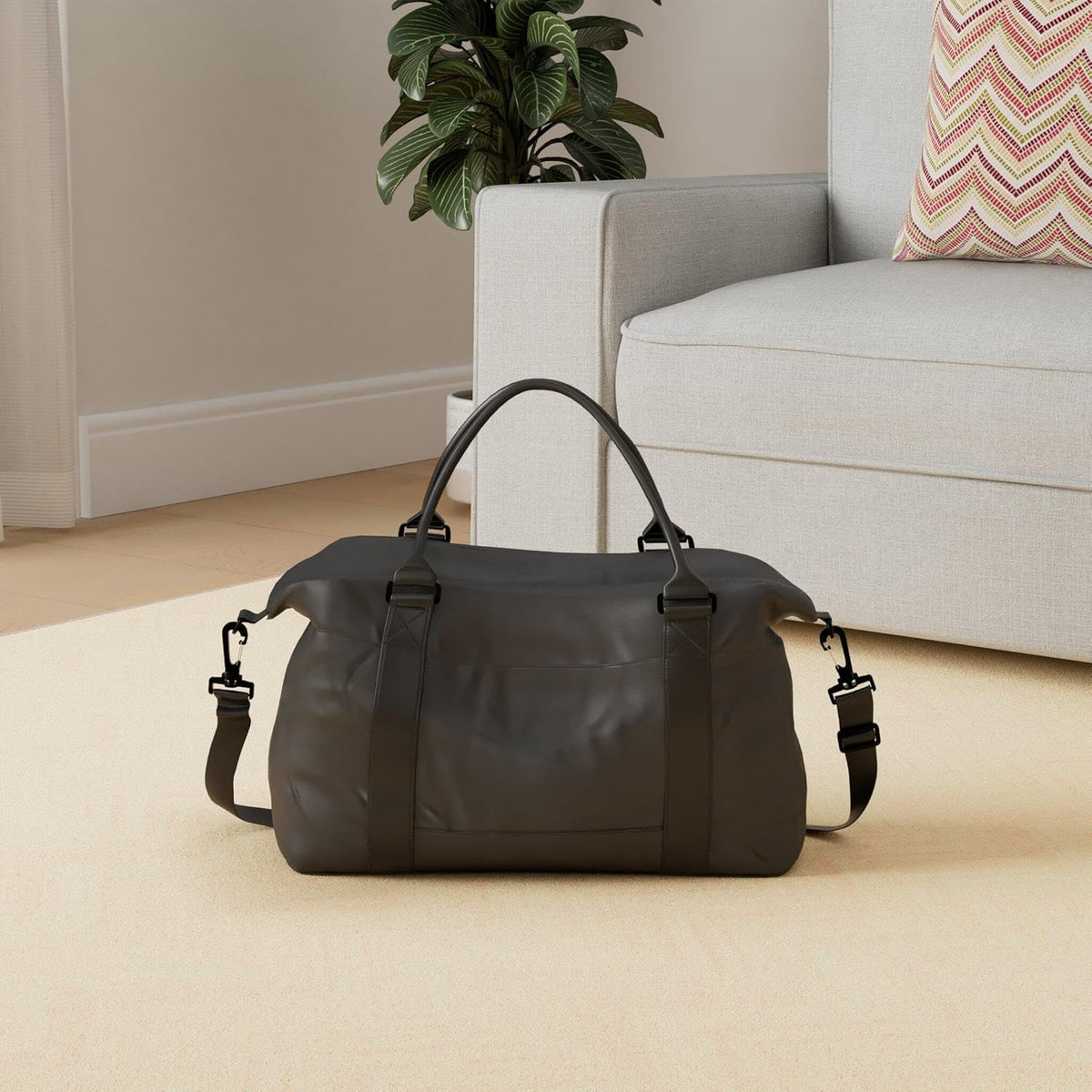 Skiennix Travel Duffle Bag - Versatile Weekender & Gym Bag with Trolley Sleeve | Black