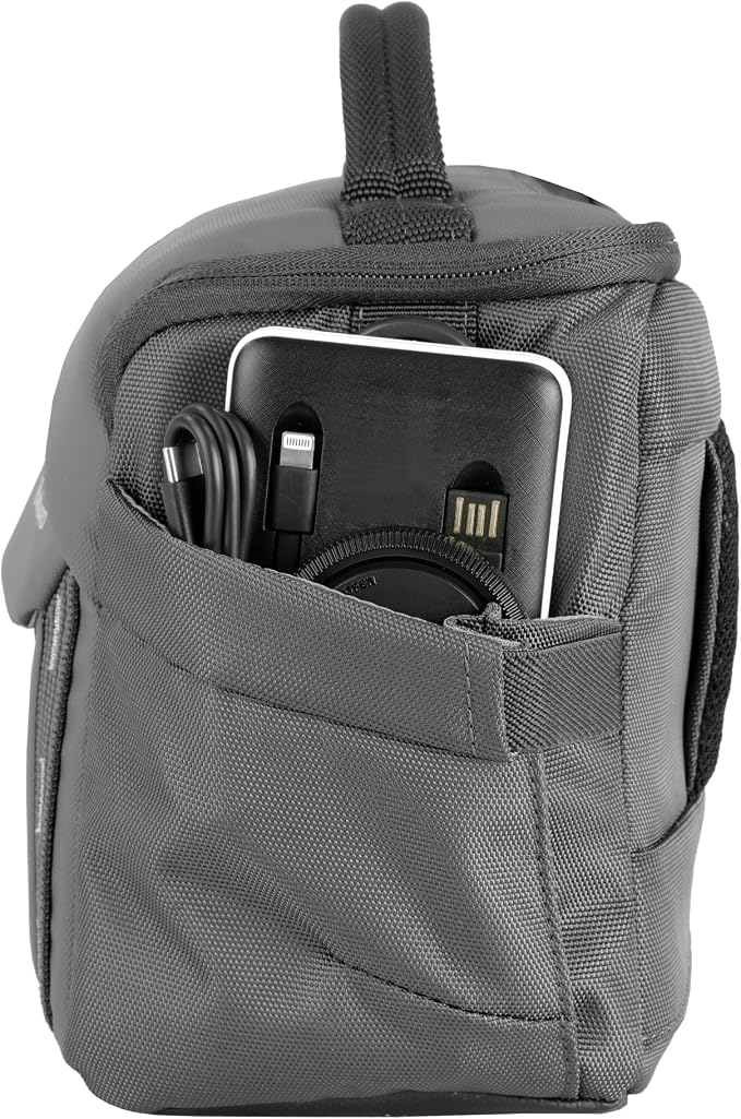 Vanguard VEO Adaptor 24M Camera Shoulder Bag